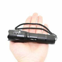 XANES A100 Q5 Red Light / R5 Green Light 1200LM Zoomable Long-range Outdoor Sports Hunting Searching Flashlight